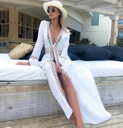 Cover-Up de Praia com Design em Renda